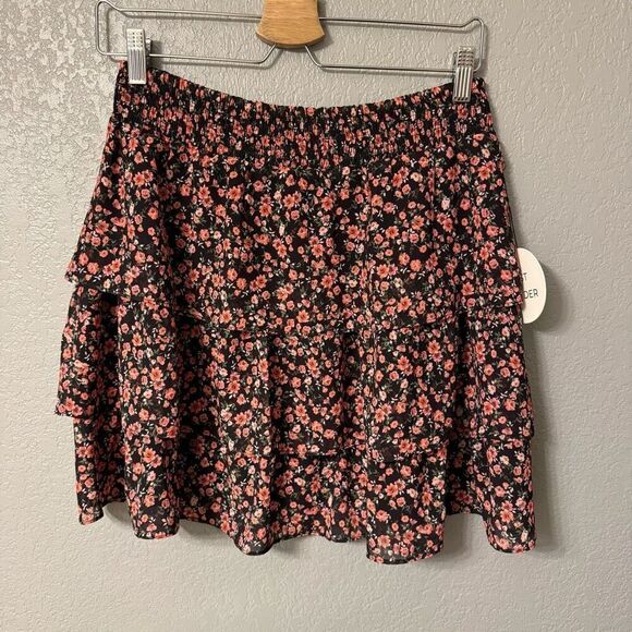 Lost + Wander Floral Tiered Skirt Size Small $88 retail - Picture 3 of 5